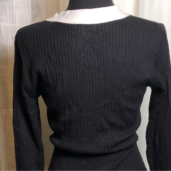 VENUS Black and White Button Down Sweater Dress with Red Accents - Picture 11 of 15